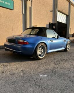 Passage dans notre atelier de cette mythique Z3M Cabriolet

🛞 Remise en état des 4 jantes dans sa teinte d’origine 

#alpesmaritimes #cotedazur #sophiaantipolis #cncmachining  #diamondcut #powdercoatings #wheelrepair #reparationjante #greensolv #usinage #peinturepoudre #thermolaquage #decapage #bmw  #porsche #ferrari #lamborghini #mperformance #mercedes #voituredeluxe #prestigecars #passionauto #bentley #rollsroyce #personnalisation #frenchartisanat #wheelspecialist