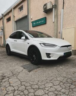Personnalisation sur ce Tesla Model X avec un passage des 4 jantes en noir brillant.

#alpesmaritimes #cotedazur #sophiaantipolis #cncmachining  #diamondcut #powdercoatings #wheelrepair #reparationjante #greensolv #usinage #peinturepoudre #thermolaquage #decapage #bmw  #porsche #ferrari #lamborghini #mperformance #mercedes #voituredeluxe #prestigecars #passionauto #bentley #rollsroyce #personnalisation #frenchartisanat #wheelspecialist